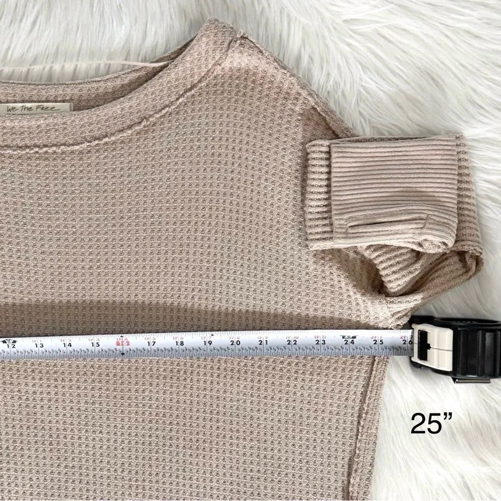 Free People Beige Split Hem Thermal Knit Relaxed Fit Long Sleeve Top M - Picture 11 of 12